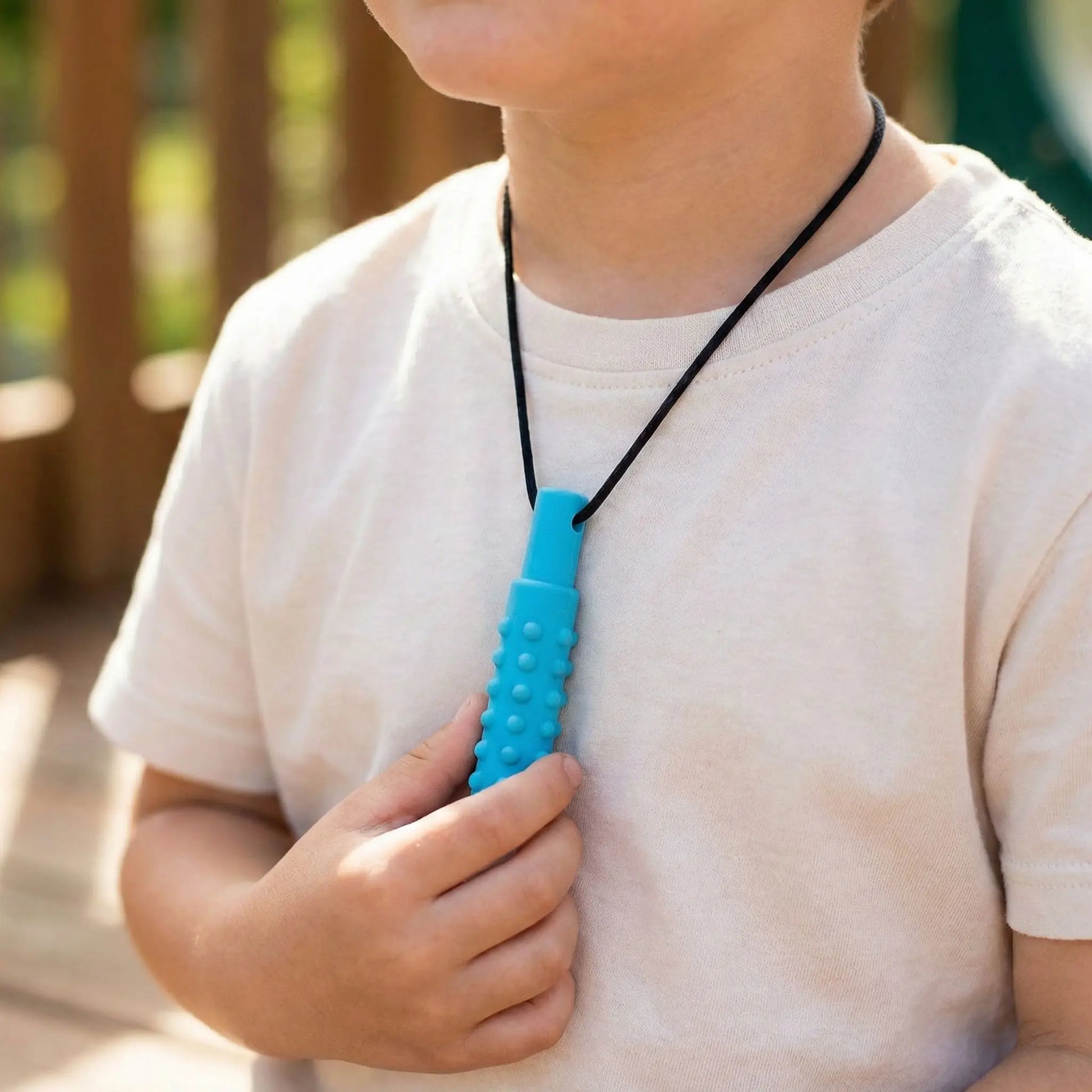 fidget à mâcher -pendentif à mâcher en Silicone bleu